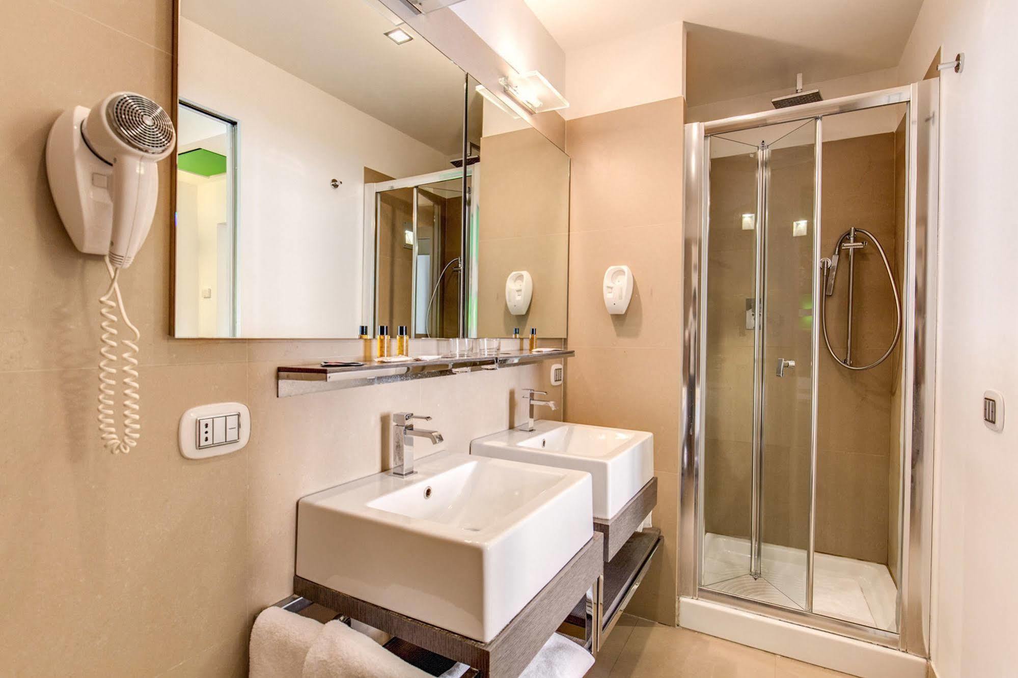 Bed and Breakfast Residenza Borghese Рим Экстерьер фото